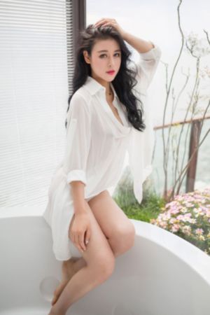丞相闺房床榻粗喘H娇女_国产精品视频