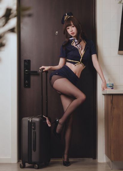 国产女人18毛片水真多4_高清国产国语三级