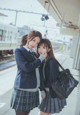 美女野外露营强奸在线观看_高清全集免费观看
